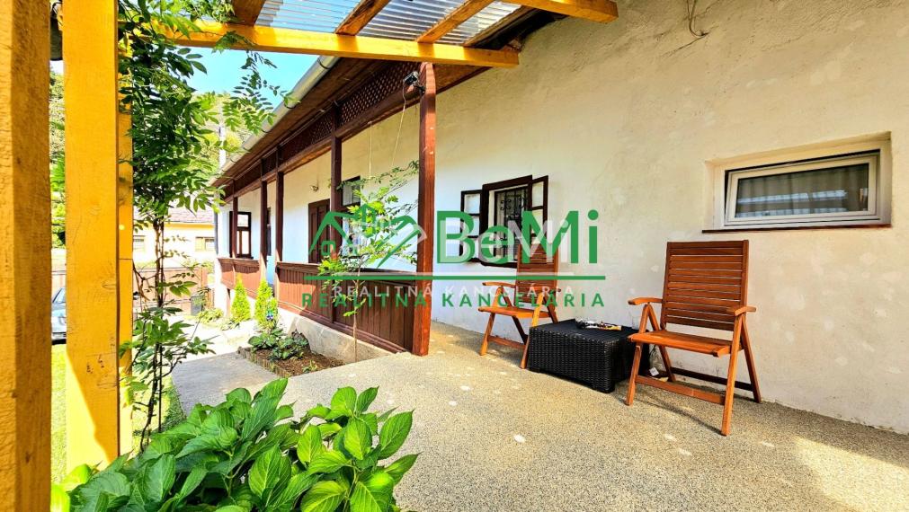 KRÁSNA ROMANTICKÁ CHALUPA V PRÍRODE 1230m2 - NA PREDAJ