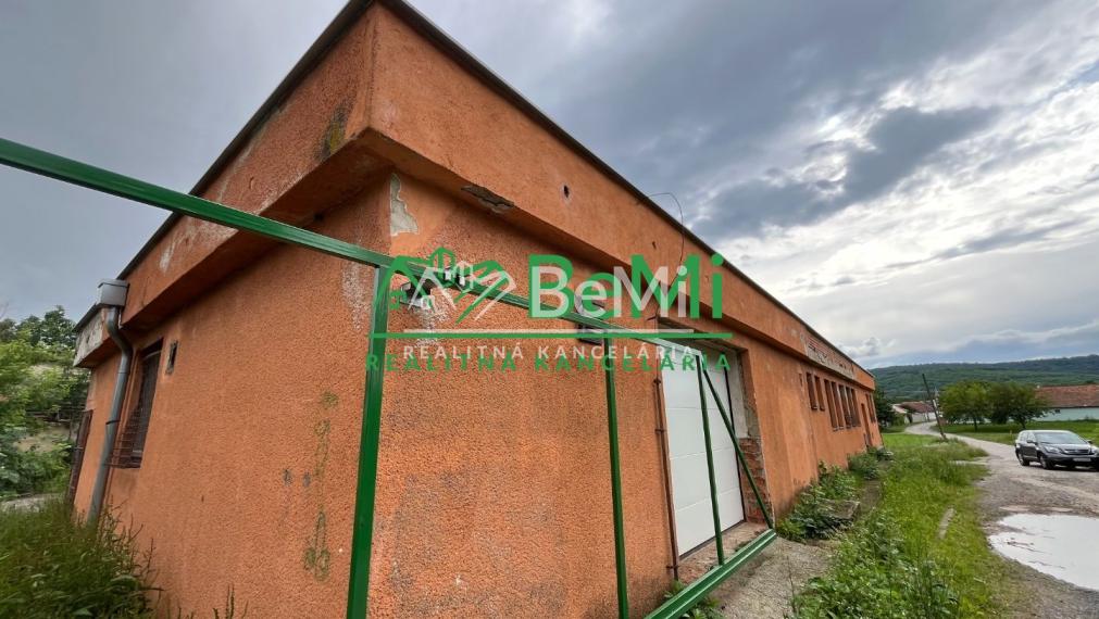 Predaj  polyfunkčný dom -  Levice   (020-18-MIJK)