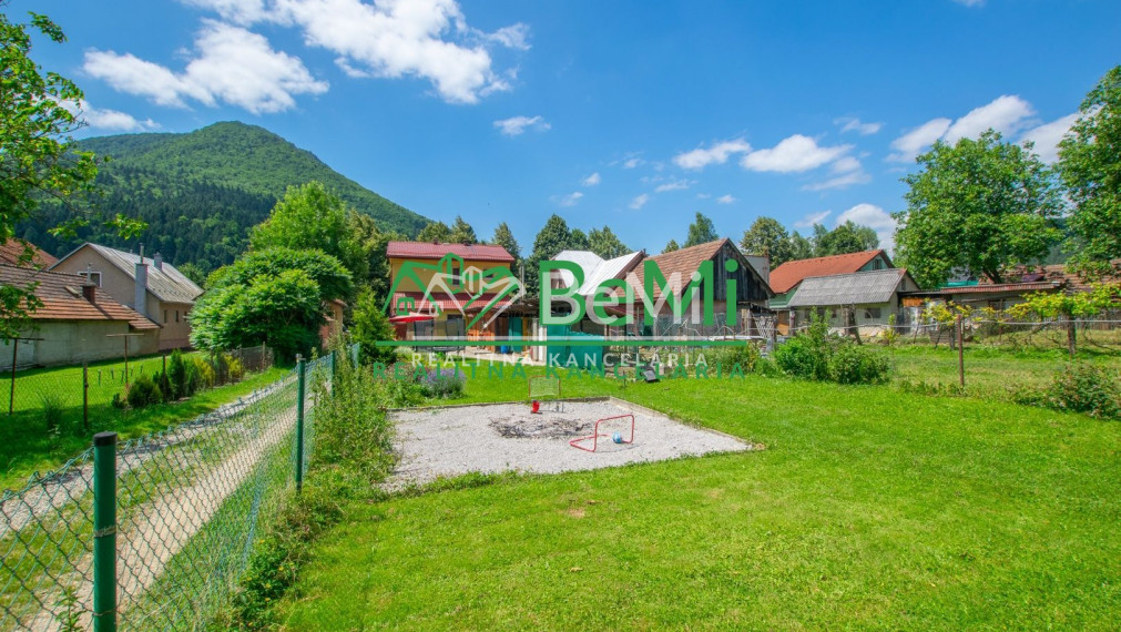 Predaj: Dom,280m2,Stankovany, okres RBK, 898m2(102-12-PEMOE)