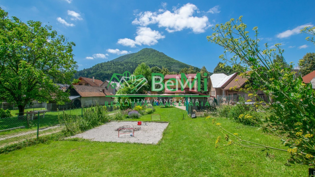 Predaj: Dom,280m2,Stankovany, okres RBK, 898m2(102-12-PEMOE)