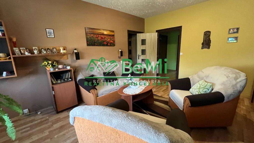 Predaj  4 izbový byt  - Kalná nad Hronom (035-114-MIJK)