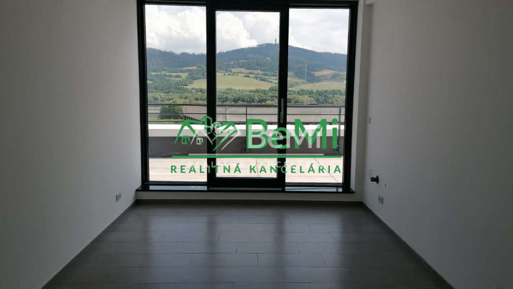 159-25-MOV Ponúkame klimatizovanú kanceláriu na prenájom