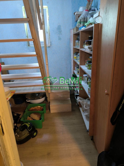 Dom Klokočov, okres Čadca 1876m2  117-12-PEMOaE