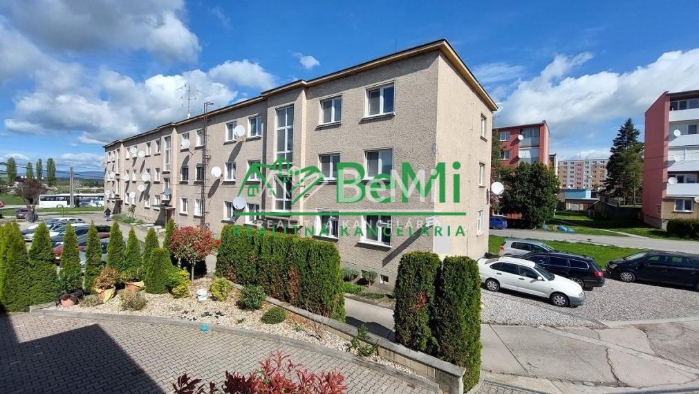 Na predaj 3 izbový byt v meste Bošany  ID 165-113-LUGU