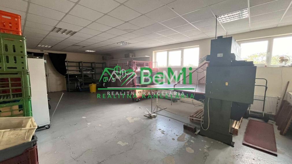 Prenájom výrobnej haly so skladom v Partizánskom 002-28-ANPEa