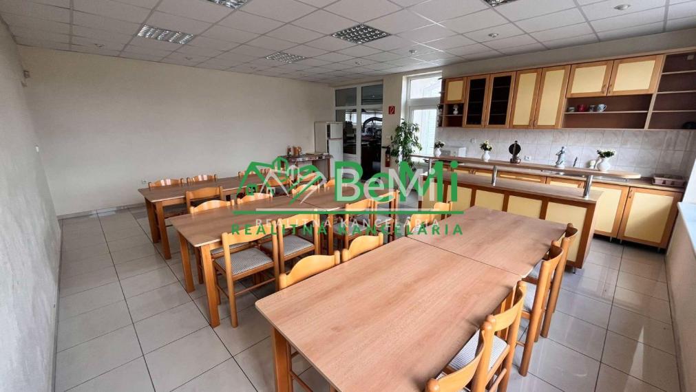 Prenájom výrobnej haly so skladom v Partizánskom 002-28-ANPEa