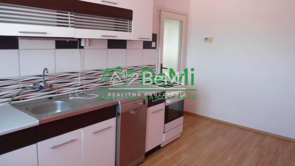 NR - 2 izbový byt, časť Dolné Krškany - Novozámocká ul.