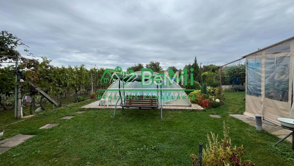 Predaj   chalupa rekreačný dom s vinicou Levice (054-13-MIJK)