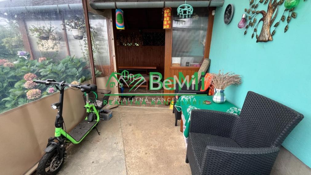 Predaj   chalupa rekreačný dom s vinicou Levice (054-13-MIJK)