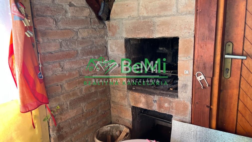 Predaj  chalupa, rekreačný dom so záhradou -  Levice (055-13-MIJK)