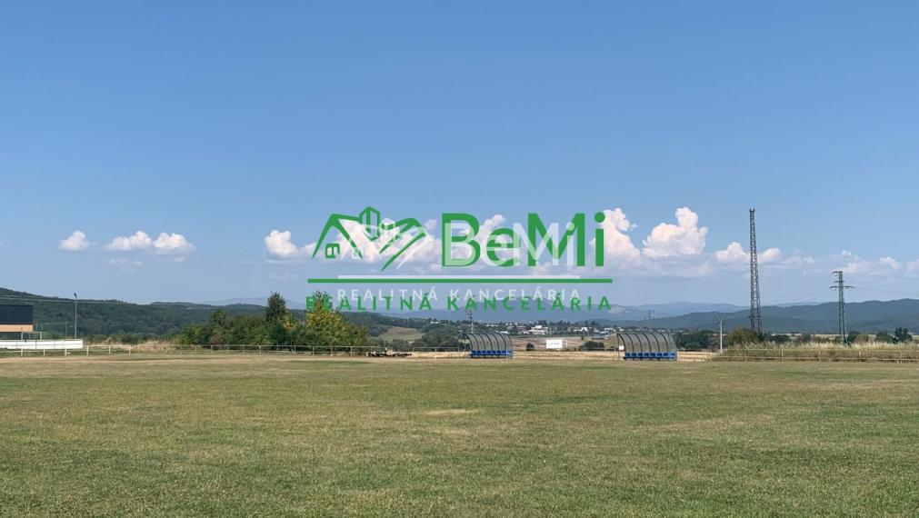 Stavebný pozemok medzi novostavbami 647 m2, Sielnica