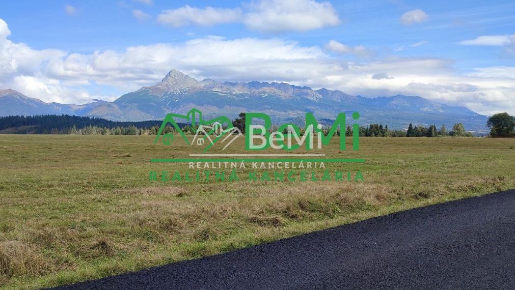 Pozemok s krásnym výhľadom na Kriváň ID: 055-14-STKE