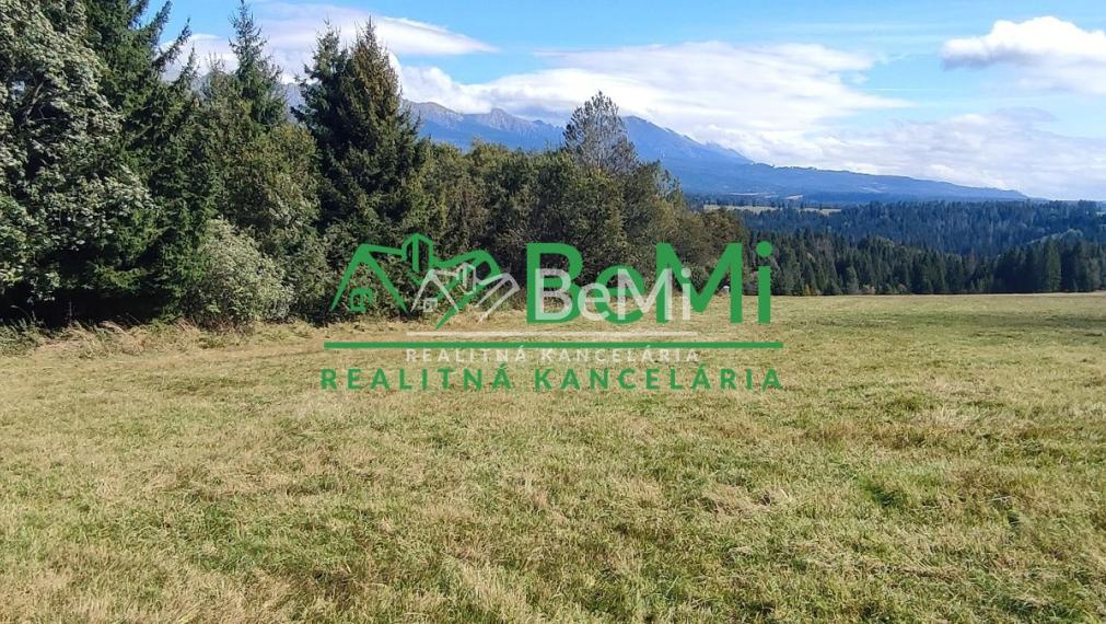 Pozemok s krásnym výhľadom na Kriváň ID: 055-14-STKE