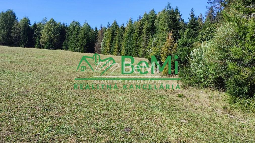 Pozemok s krásnym výhľadom na Kriváň ID: 055-14-STKE