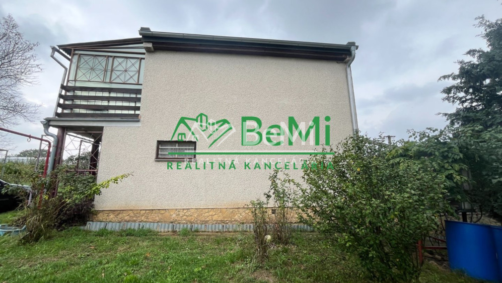 Predaj chalupa so záhradou /ZNÍŽENÁ CENA/- Mýtne Ludany (056-13-MIJKa)