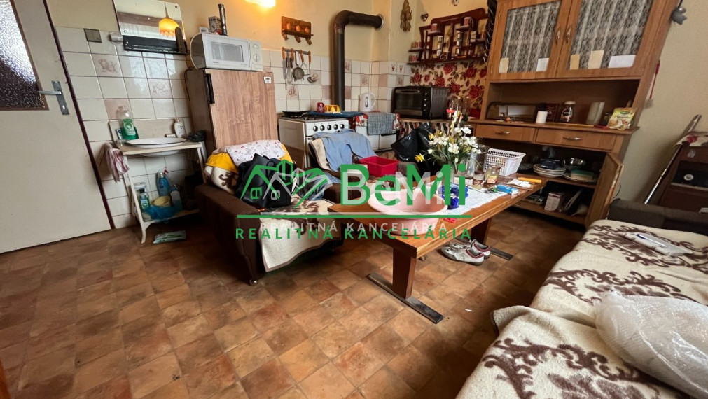 Predaj chalupa so záhradou /ZNÍŽENÁ CENA/- Mýtne Ludany (056-13-MIJKa)