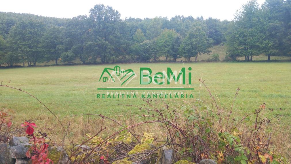 Pozemok na samote, Michalková, Zvolen