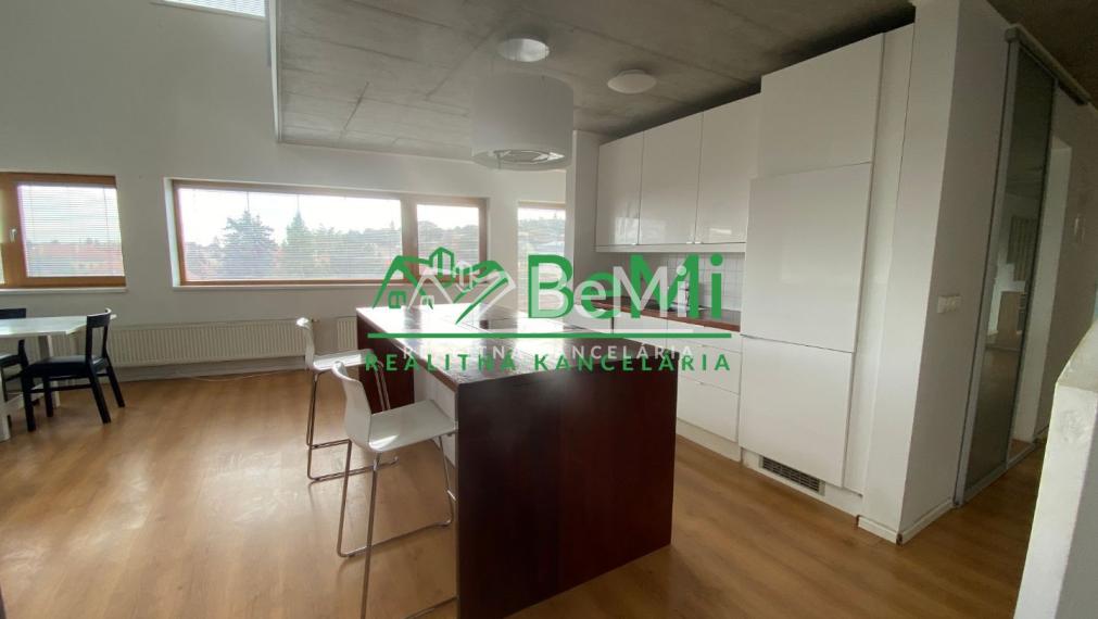 3izbový byt mezonet 151,59 m2 Nitra TRIANGOLO ID 522-213-MIG