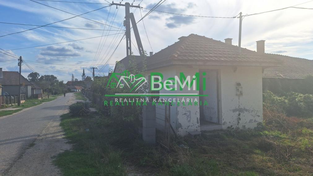 Dom v obci Méra /okres Encs/ 12 700,-Eur  - NA PREDAJ