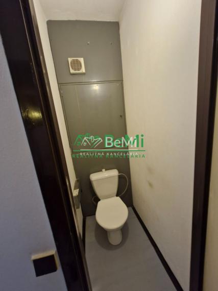 Ponúkame 3 izbový byt s krásnym výhľadom v tichom prostredí