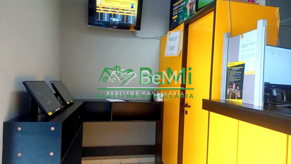 Prenájom komerčného, kancelárskeho priestoru - Levice  (036-28-HEKA)