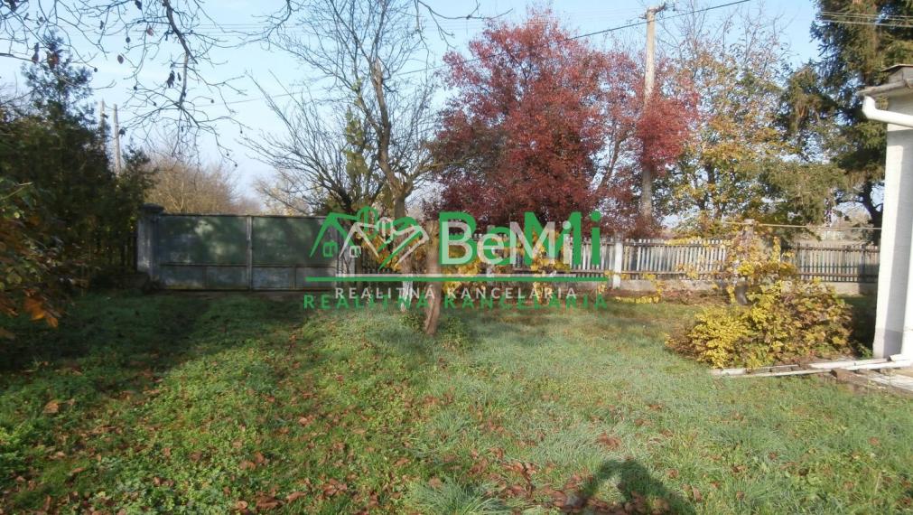 EXKLUZÍVNE  Predaj rodinného domu - Bíňa (006-12-MYVY)