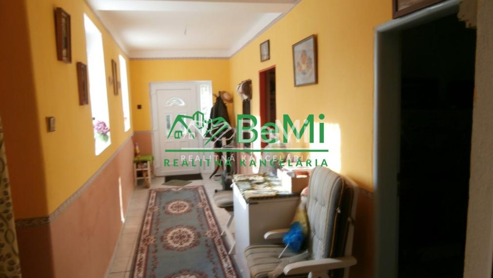 EXKLUZÍVNE  Predaj rodinného domu - Bíňa (006-12-MYVY)