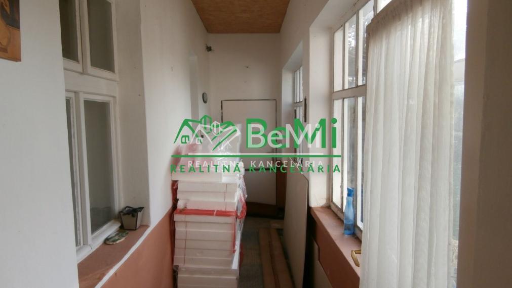 EXKLUZÍVNE  Predaj rodinného domu - Bíňa (006-12-MYVY)