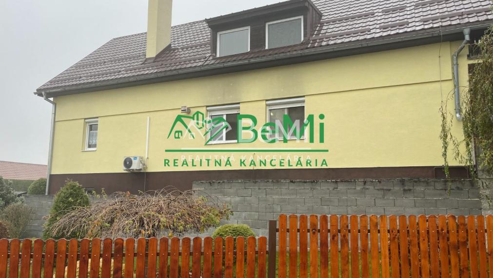 Na predaj rodinný penzión Veľké Uherce 102-18-ROCHE