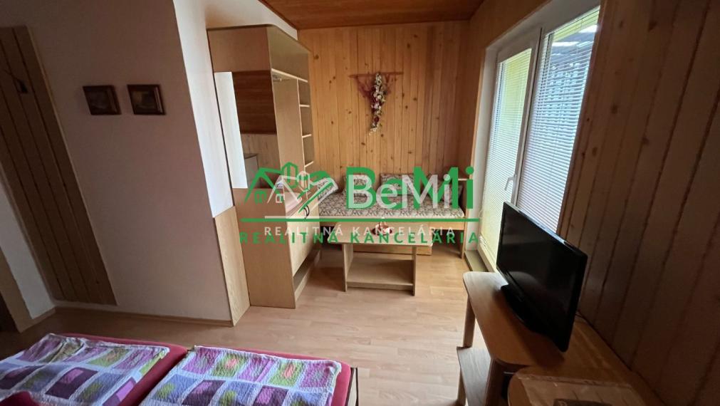 Na predaj rodinný penzión Veľké Uherce 102-18-ROCHE