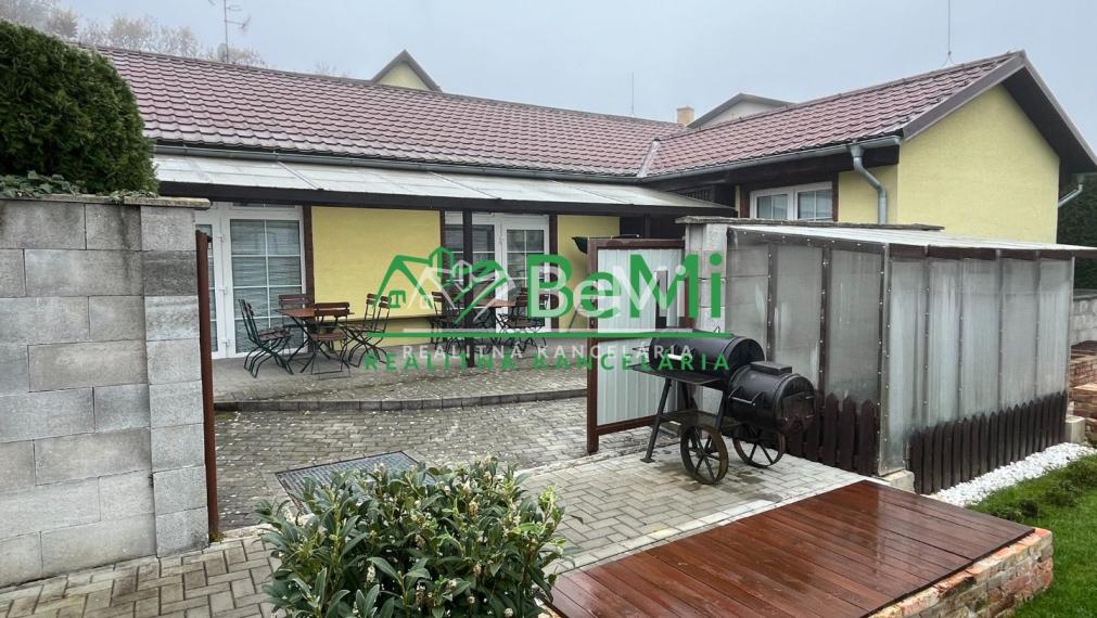 Na predaj rodinný penzión Veľké Uherce 102-18-ROCHE