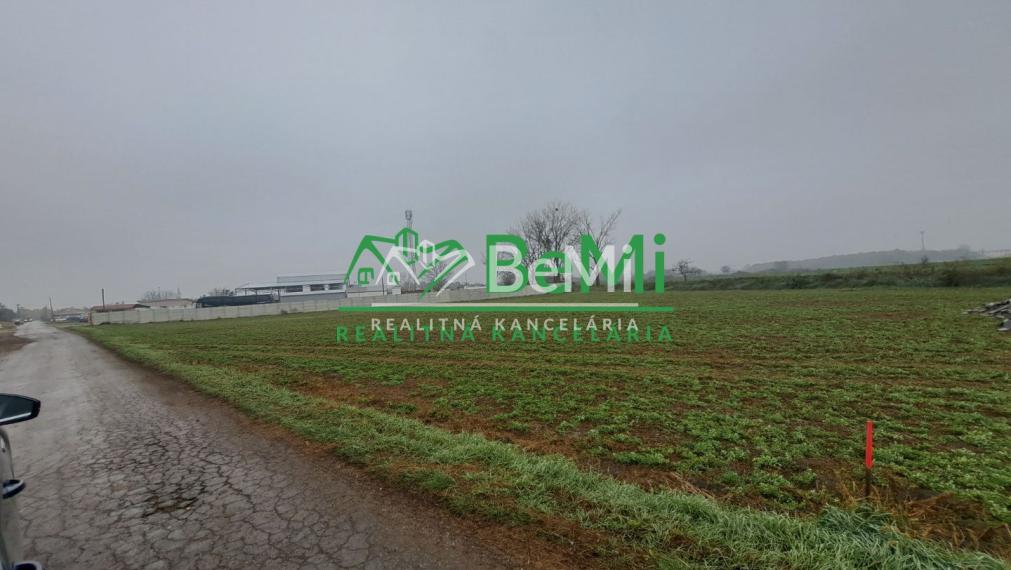 Stavebný pozemok - 3691 m2/530 m2, ľahký priemysel, Čierny Brod ID 011-14-EVBA