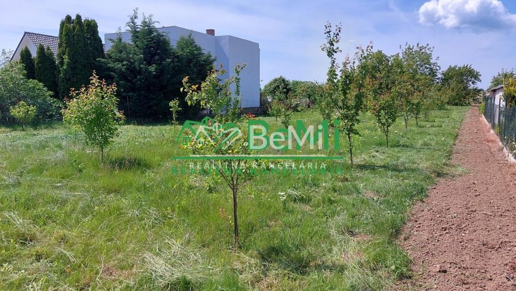 Exkluzívne na predaj stavebný pozemok v obci Horné Štitáre