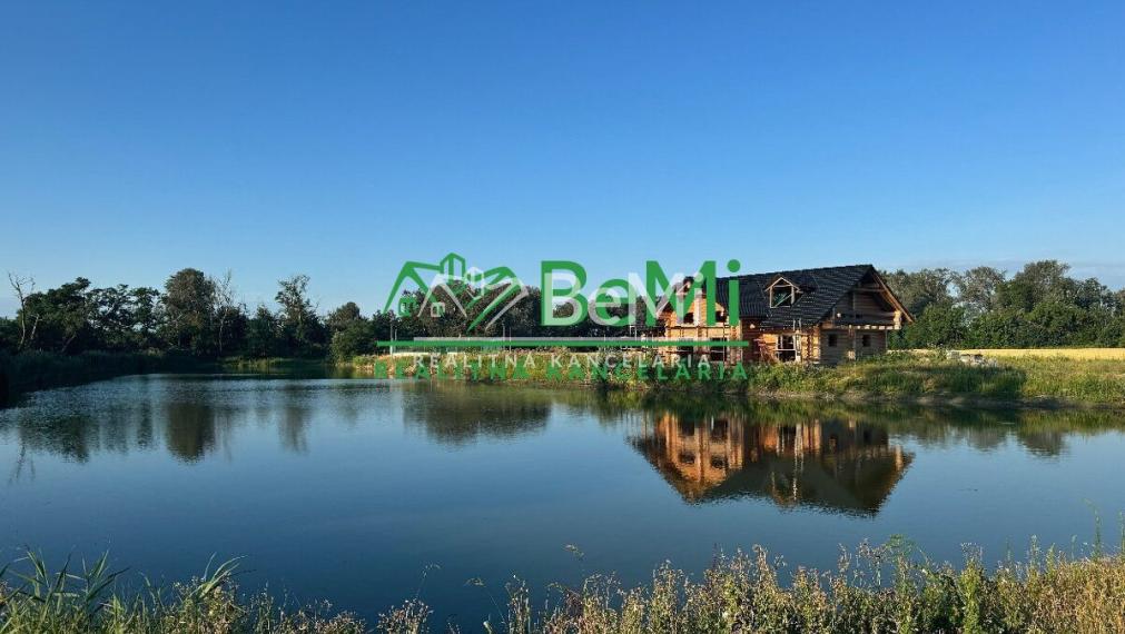 Rekreačný areál, jazero, Veľké Úľany ID 011-13-EVBA