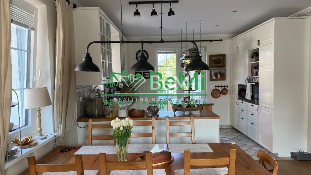 Rodinný dom na skvelej adrese Nitra Chrenová ID 532-12-MIG