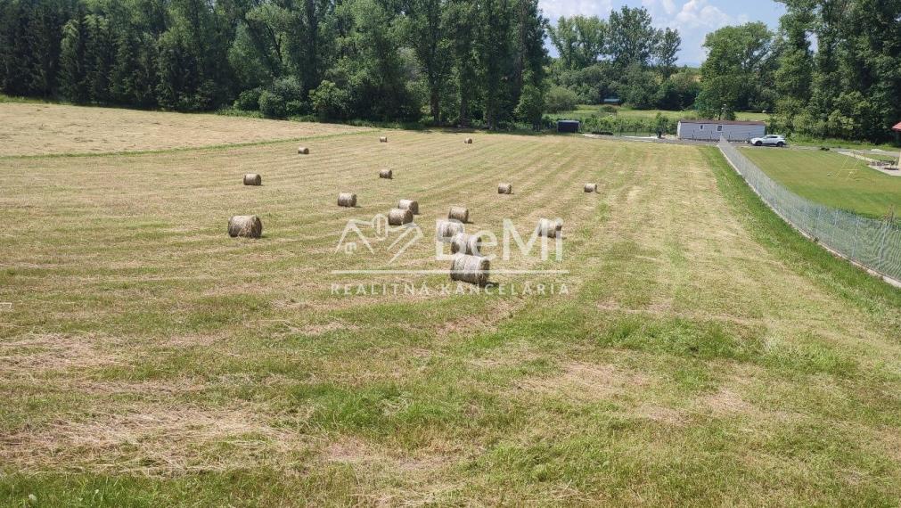 Stavebný pozemok na Liptove ID: 062-14-STK