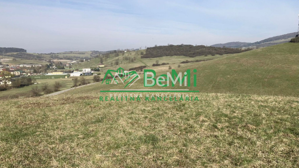 Pozemok v obci Hôrky, okres Žilina, 4511m2   036-14-JAGAa