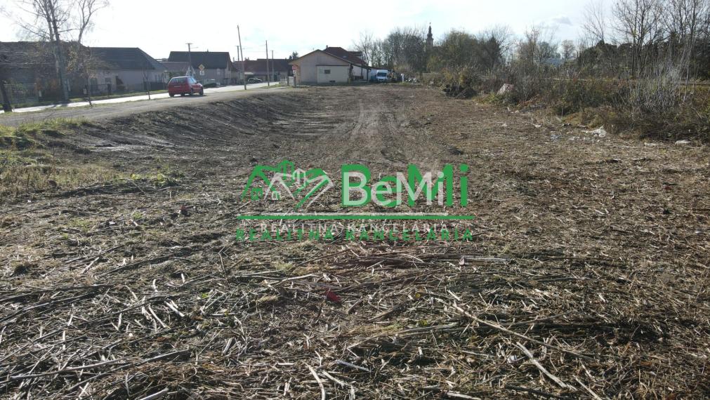 PREDAJ - STAVEBNÝ POZEMOK TESÁRSKE MLYŇANY ID 002-14-FIJA