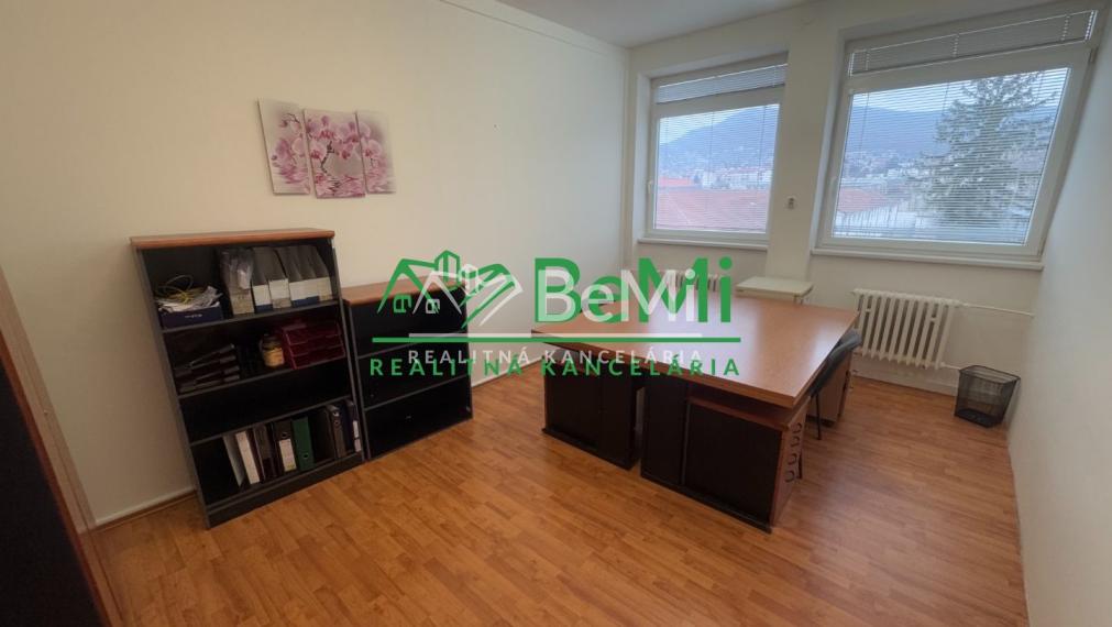 NA PRENÁJOM – kancelárske priestory od 18 do 37 m2, Nitra – Chrenová
