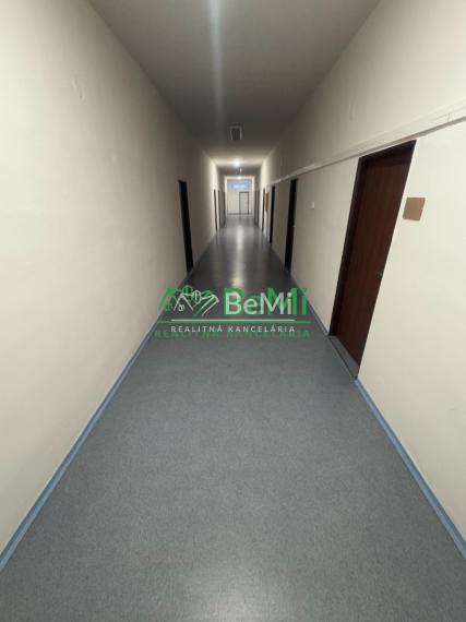 NA PRENÁJOM – kancelárske priestory od 18 do 37 m2, Nitra – Chrenová