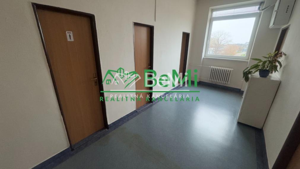 NA PRENÁJOM – kancelárske priestory od 18 do 37 m2, Nitra – Chrenová