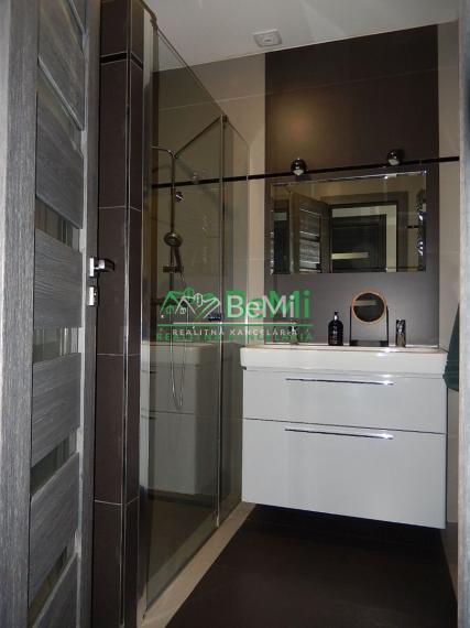 Autoumyváreň s kaviarňou a dvomi bytmi ID: 059-18-STK