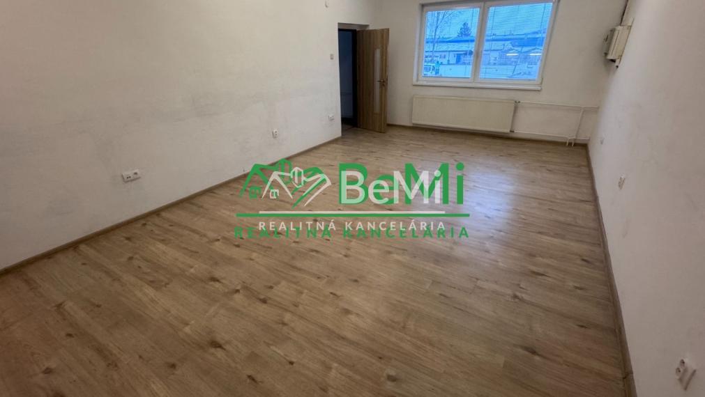 NA PRENÁJOM – kancelárske priestory od 10 do 34 m2, Nitra – Mlynárce