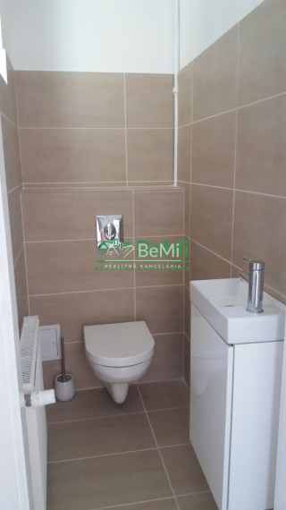 3-izbový byt v centre mesta Miscolc- Výhodná investícia - PREDAJ