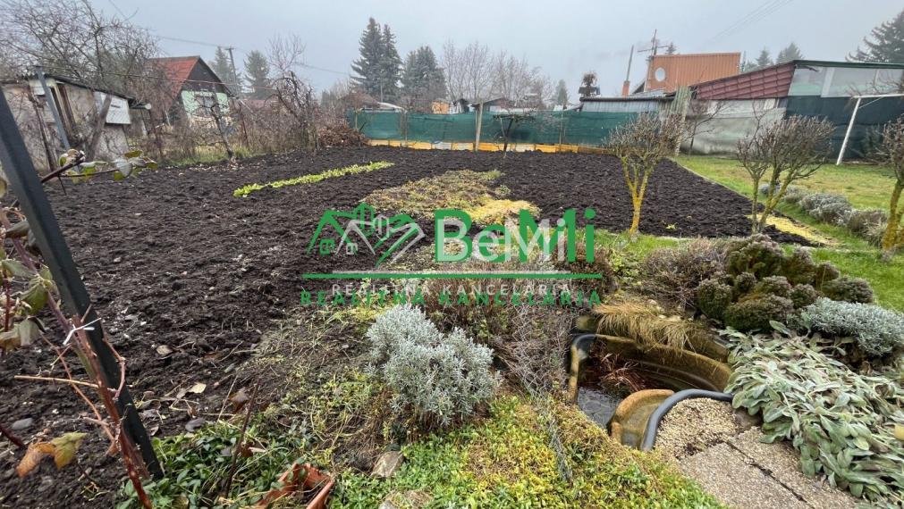 Predaj  záhradná  rekreačnej chata so záhradou -  Levice (071-13-MIJK)