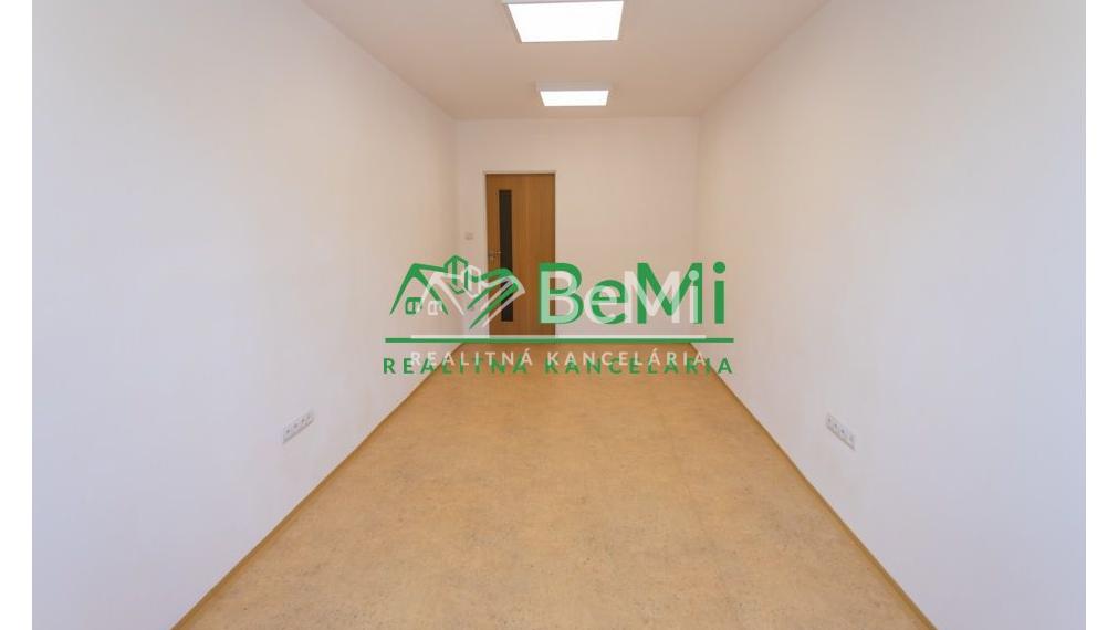 Výrobná hala na prenájom v Ružomberku ID: 002-28-TECUa