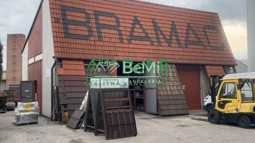 Moderný obchodno-administratívny komplex so skladom Nitra, Priemyselná ul.