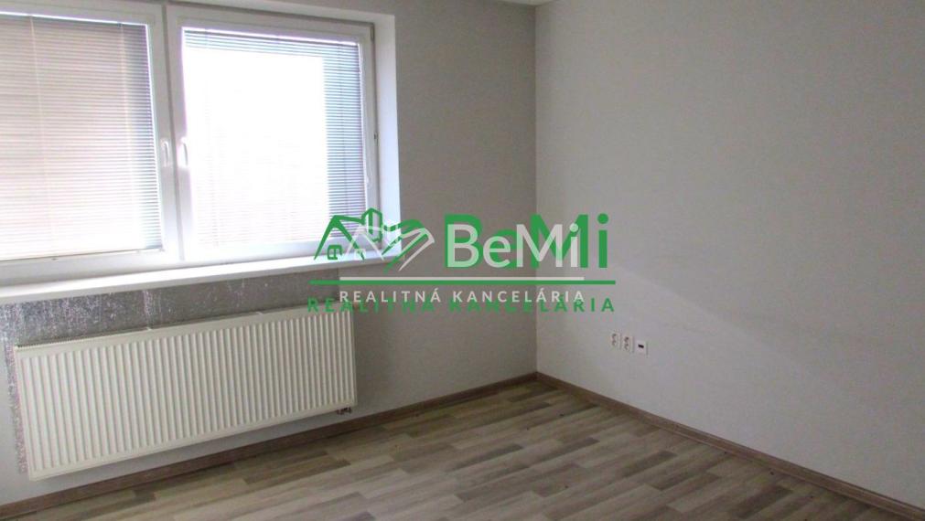 Prenájom, komerčný priestor - Zlaté Moravce (1201-26-AFI)