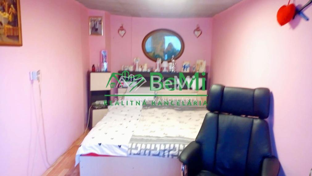 Predaj štvorizbového rodinného domu - Tekovské Lužany (043-12-HEKA)