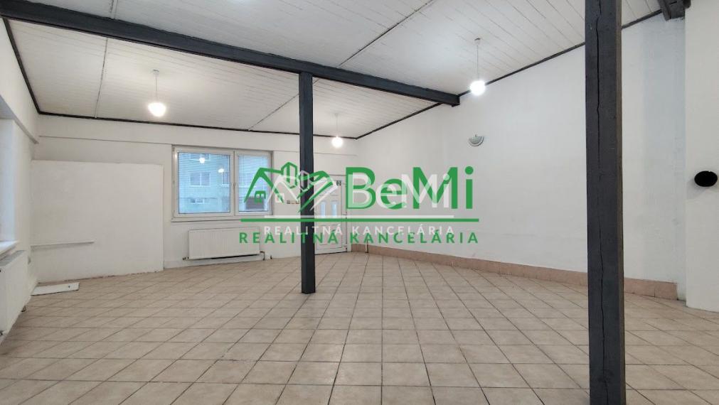 Obchodné priestory na prenájom - Levice (011-25-MIVYa)